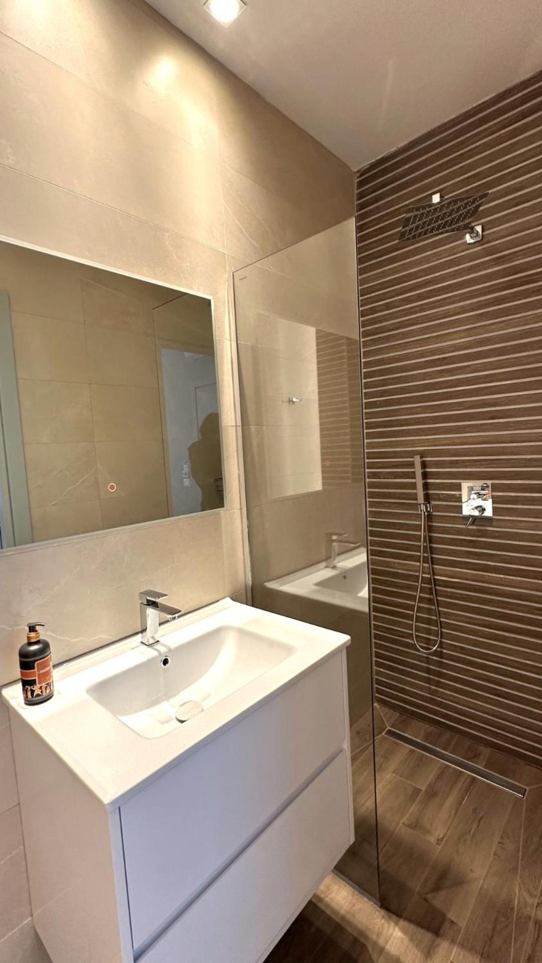 Tirana Central Rooms Eksteriør bilde