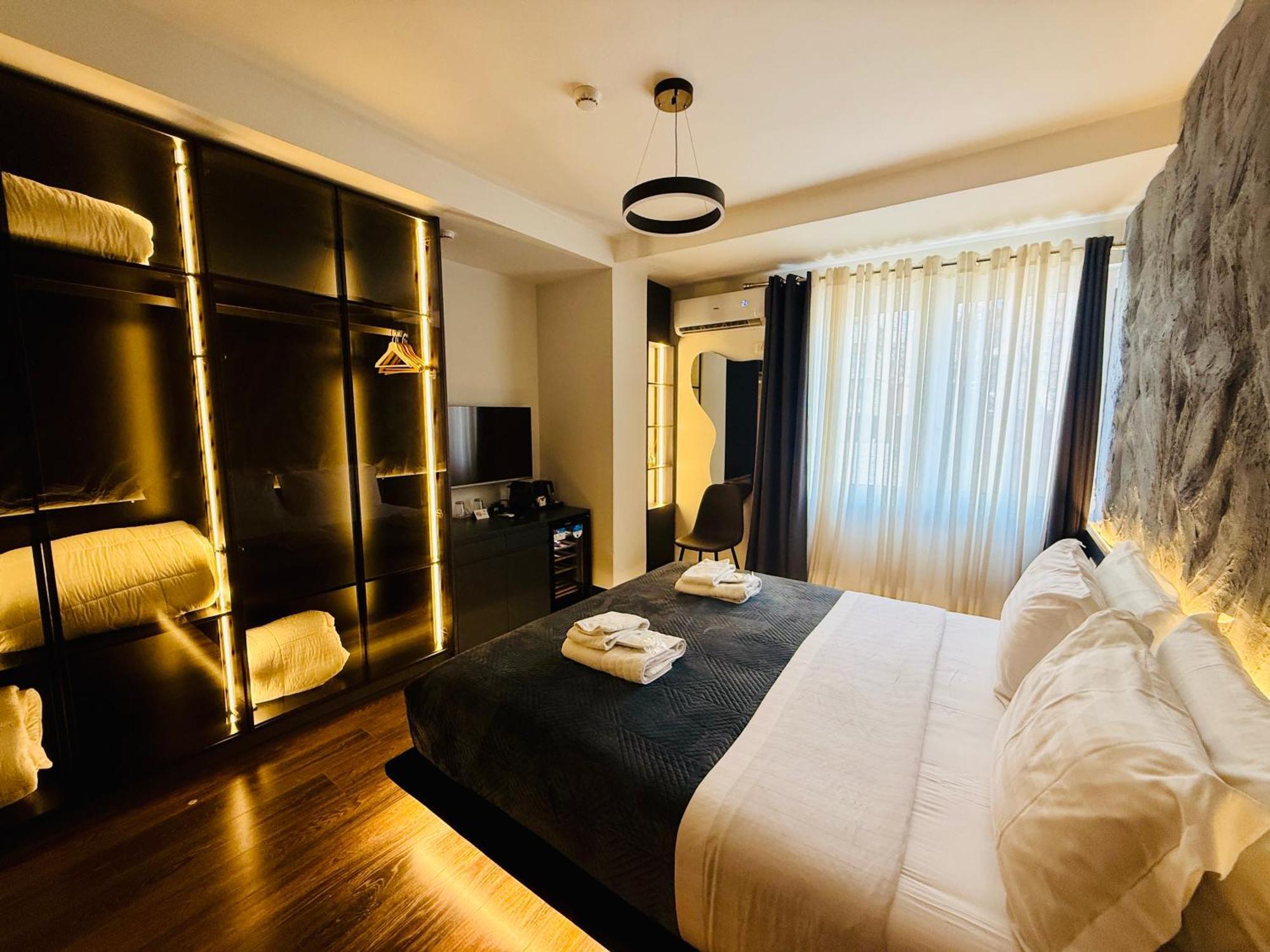 Tirana Central Rooms Eksteriør bilde