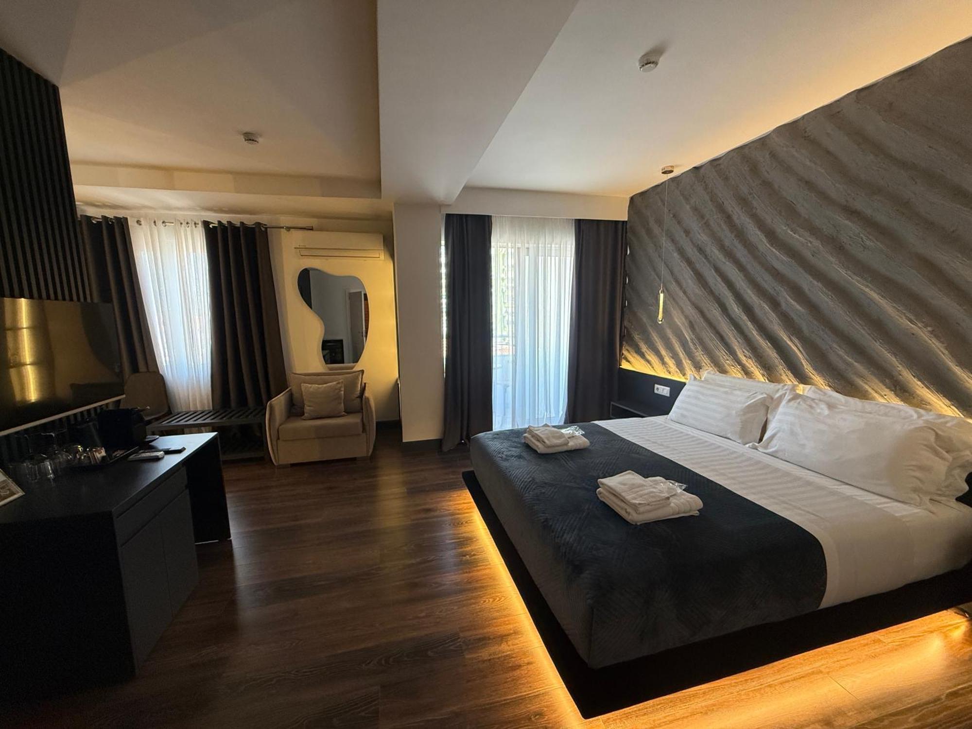 Tirana Central Rooms Eksteriør bilde