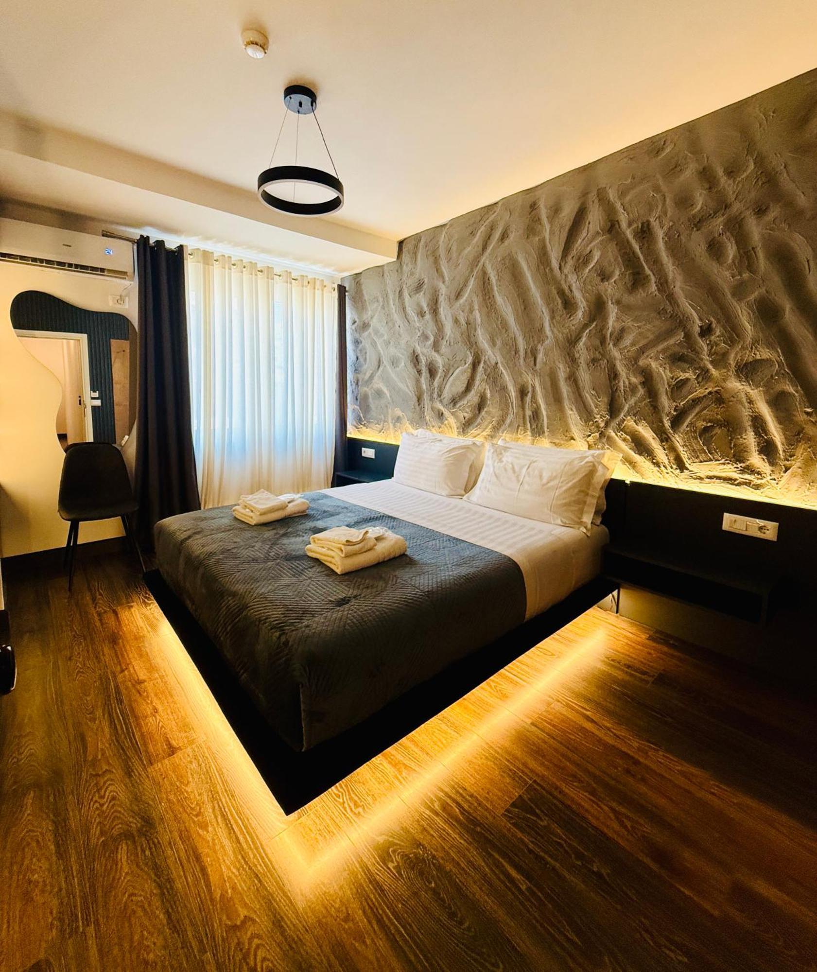 Tirana Central Rooms Eksteriør bilde